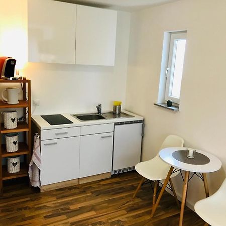 Top Renoviertes Apartement In Bester Lage Von Homburg- 5 Fussminuten Zur Uniklinik Homburg  Eksteriør bilde