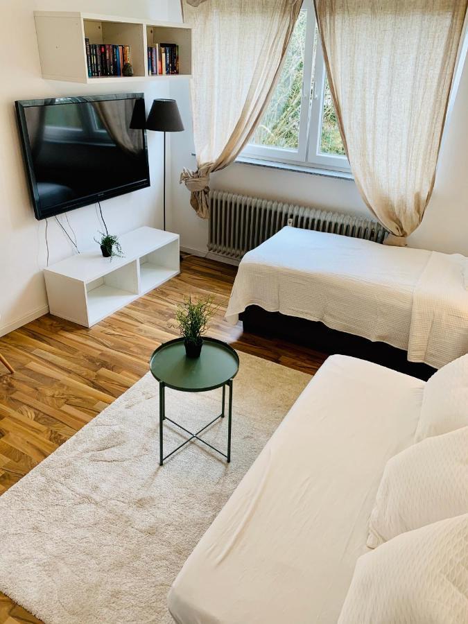 Top Renoviertes Apartement In Bester Lage Von Homburg- 5 Fussminuten Zur Uniklinik Homburg  Eksteriør bilde