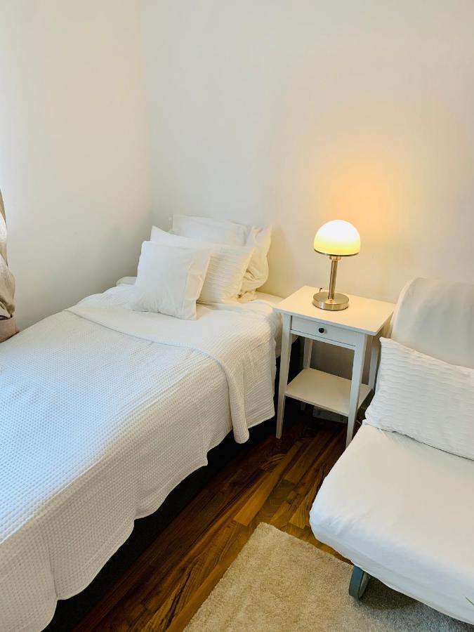 Top Renoviertes Apartement In Bester Lage Von Homburg- 5 Fussminuten Zur Uniklinik Homburg  Eksteriør bilde